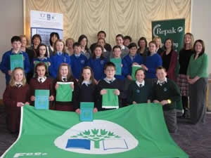 Kilkenny Schools receiving their green flags